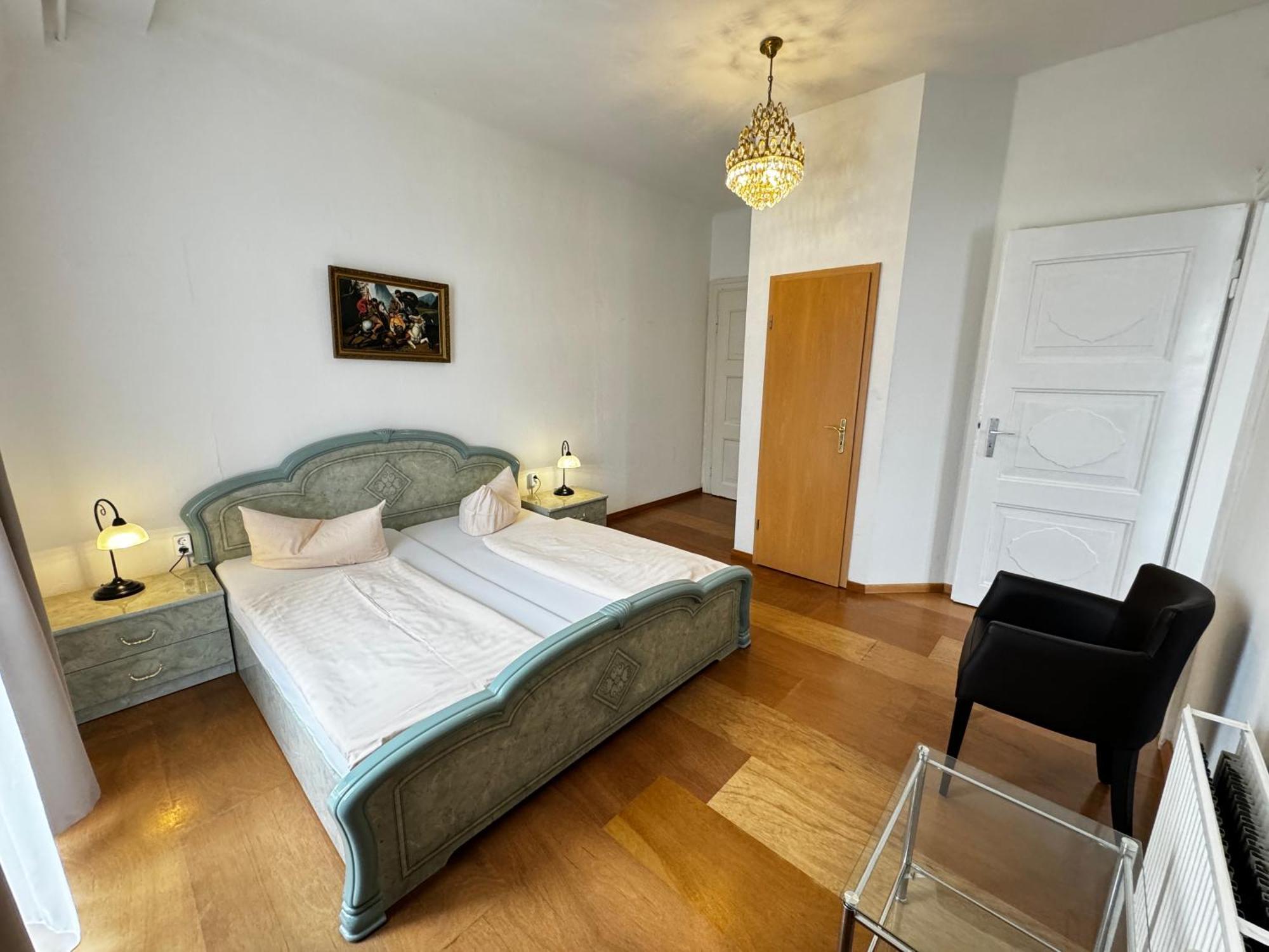 Hotel Zu Den Linden Dresden Exteriör bild