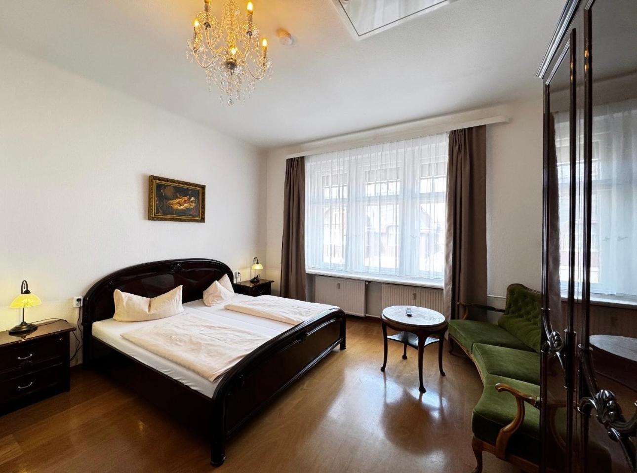Hotel Zu Den Linden Dresden Exteriör bild